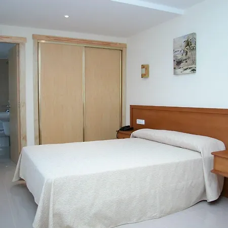 호텔 Vida Playa Paxarinas 2*
